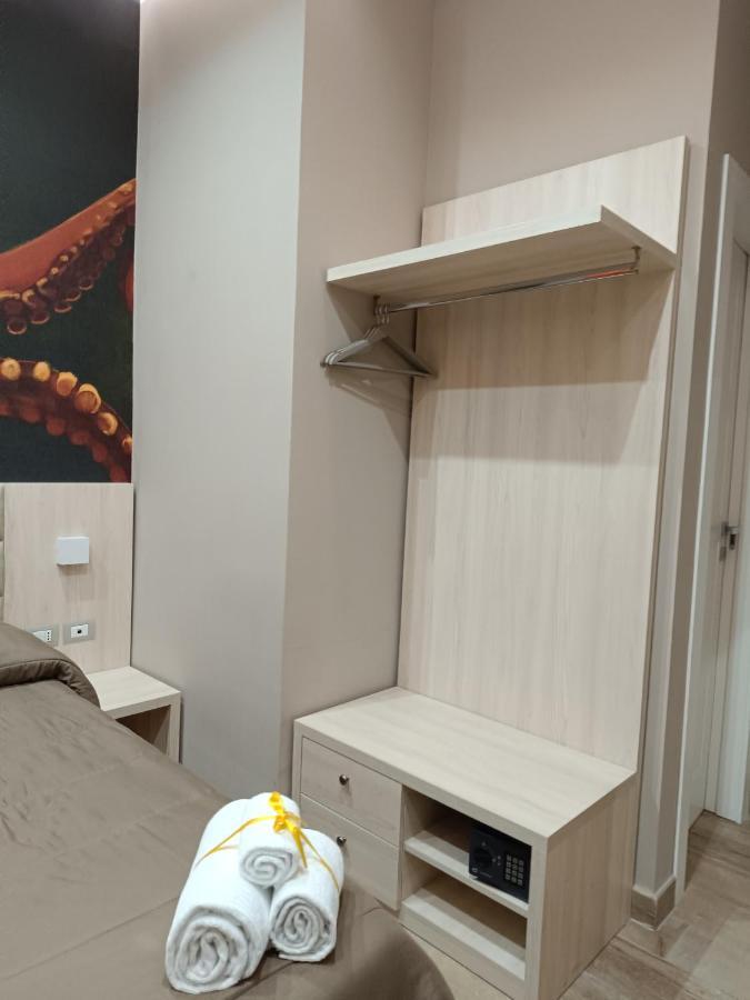 Schilizzi Hotel Naples Luaran gambar