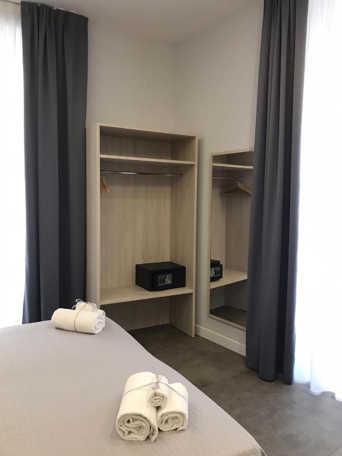Schilizzi Hotel Naples Luaran gambar