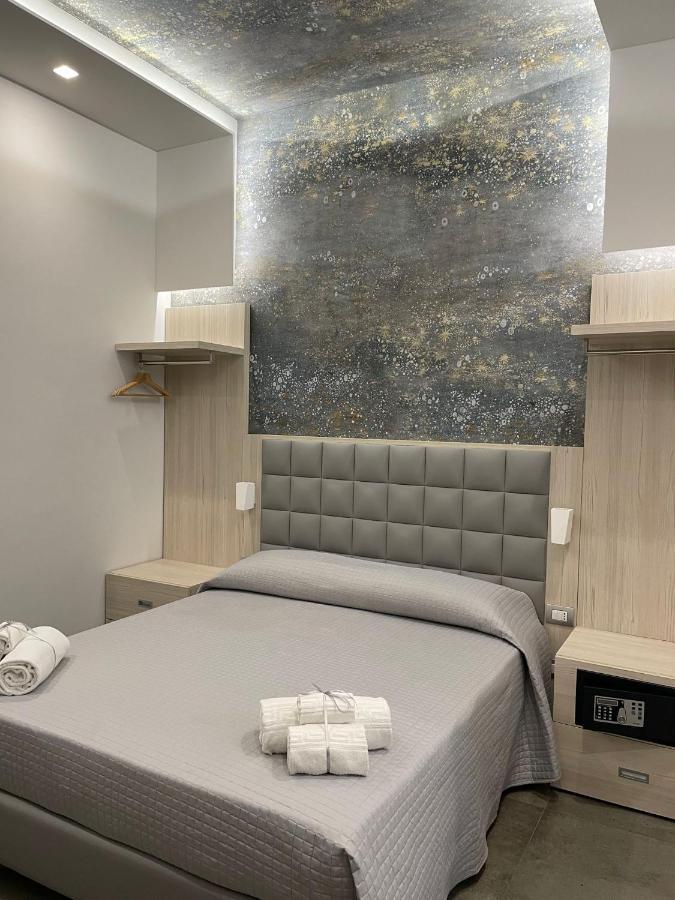 Schilizzi Hotel Naples Luaran gambar