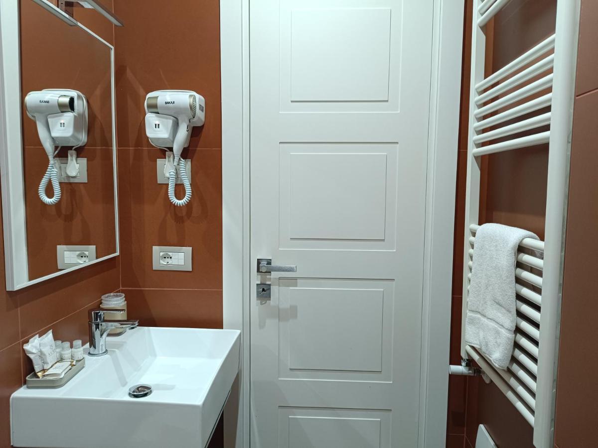 Schilizzi Hotel Naples Luaran gambar