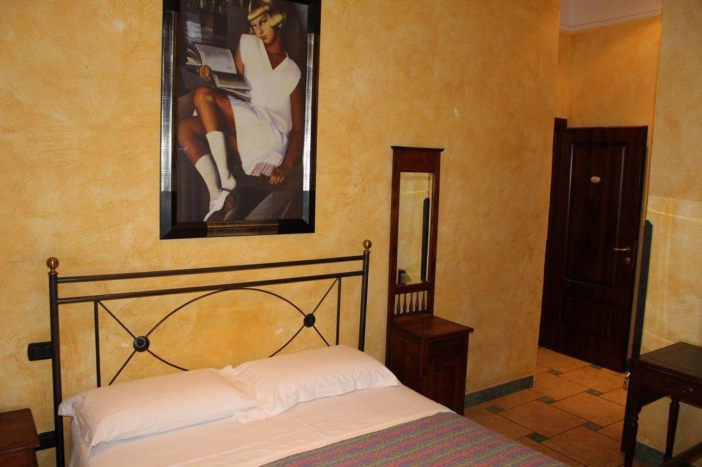 Schilizzi Hotel Naples Luaran gambar