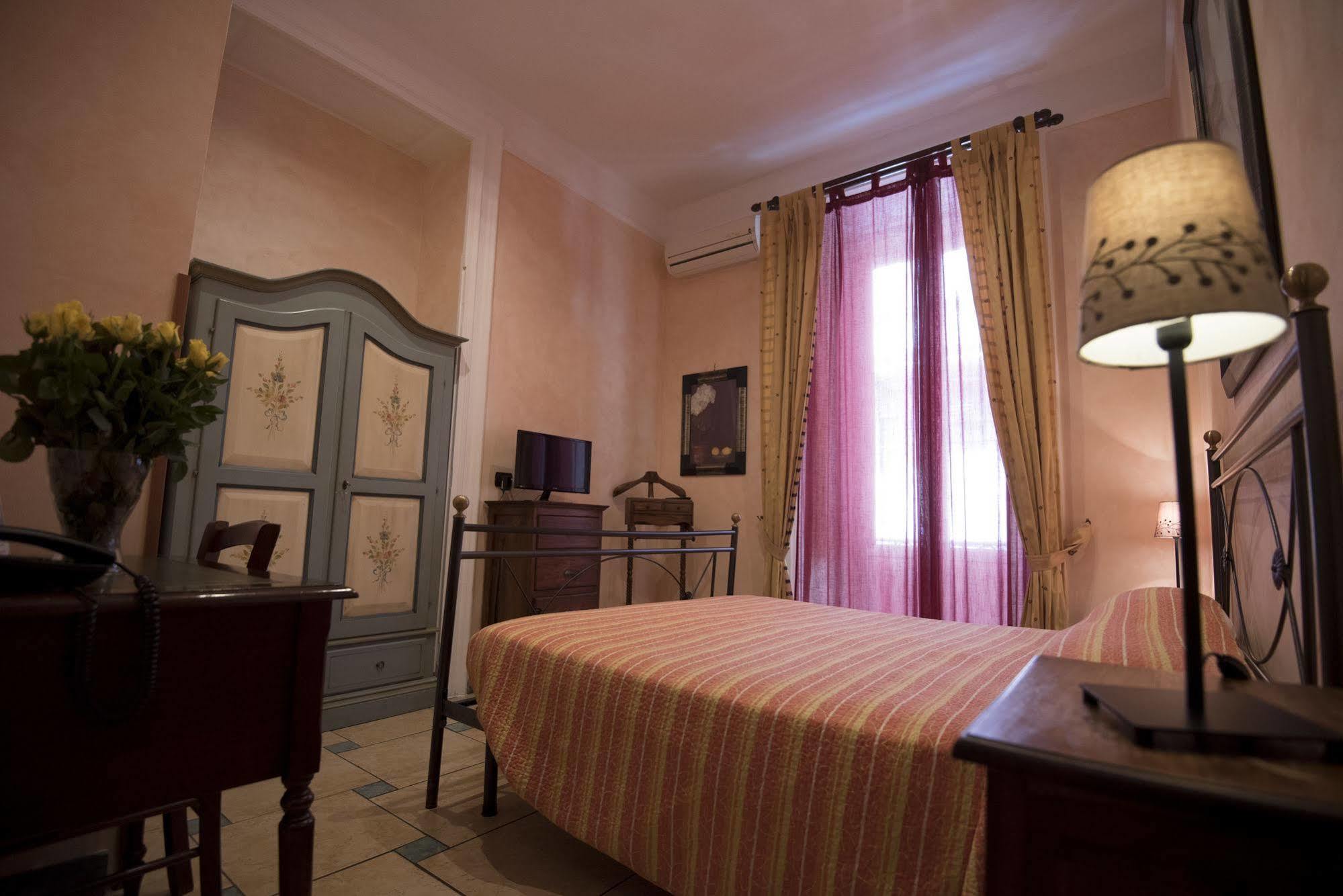 Schilizzi Hotel Naples Luaran gambar